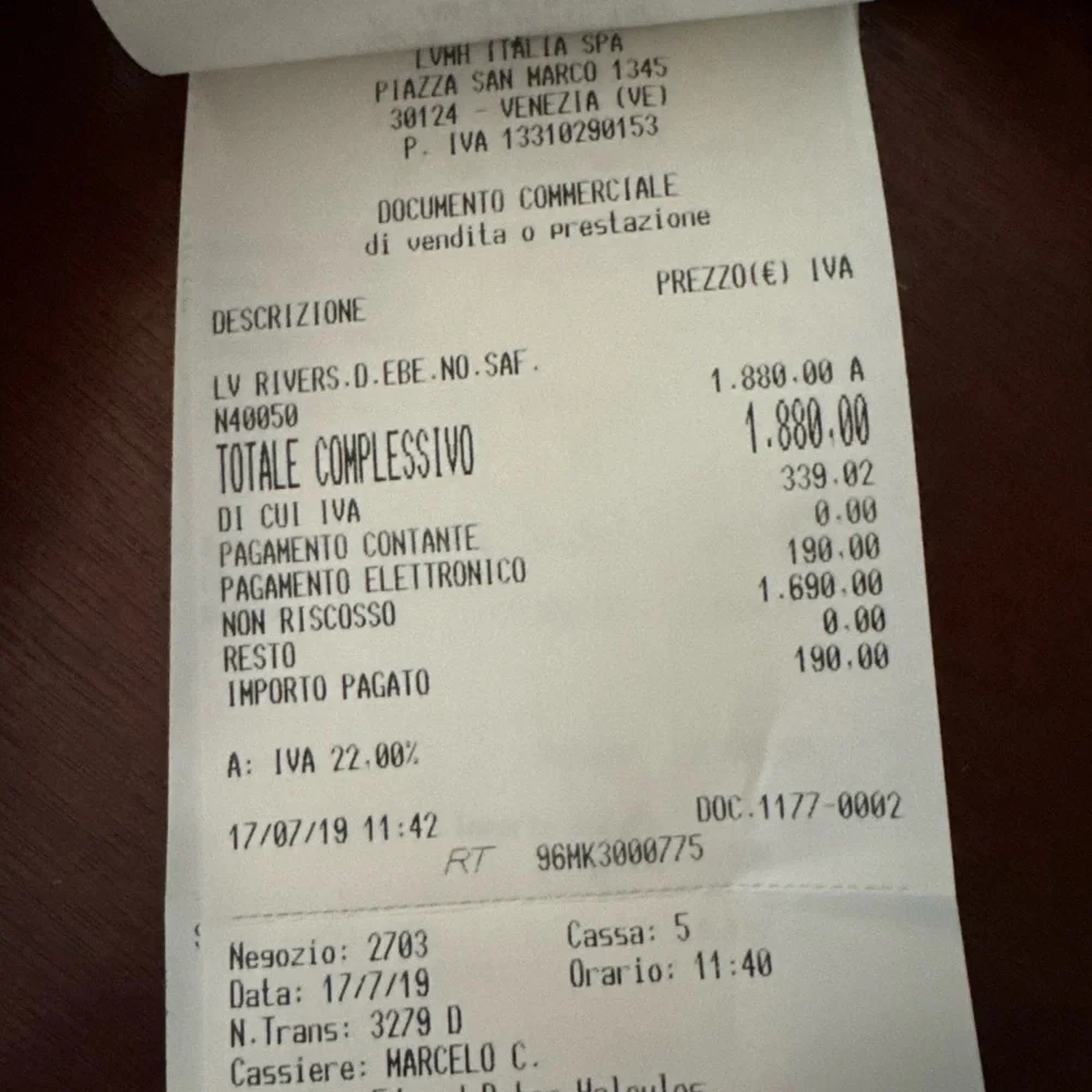 Authentic Louis Vuitton Damier Ebene LV Riverside Tote - Picture 14 of 17